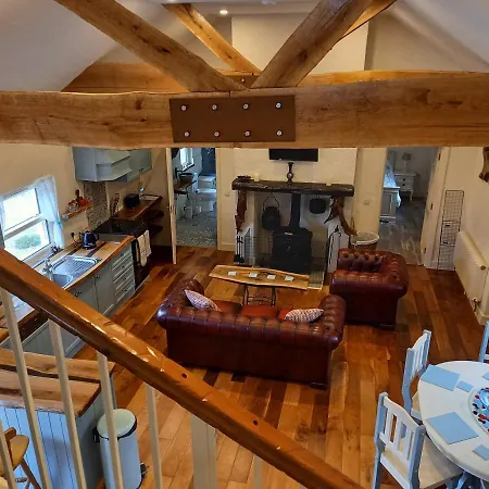 Mary's Bespoke Holiday home *